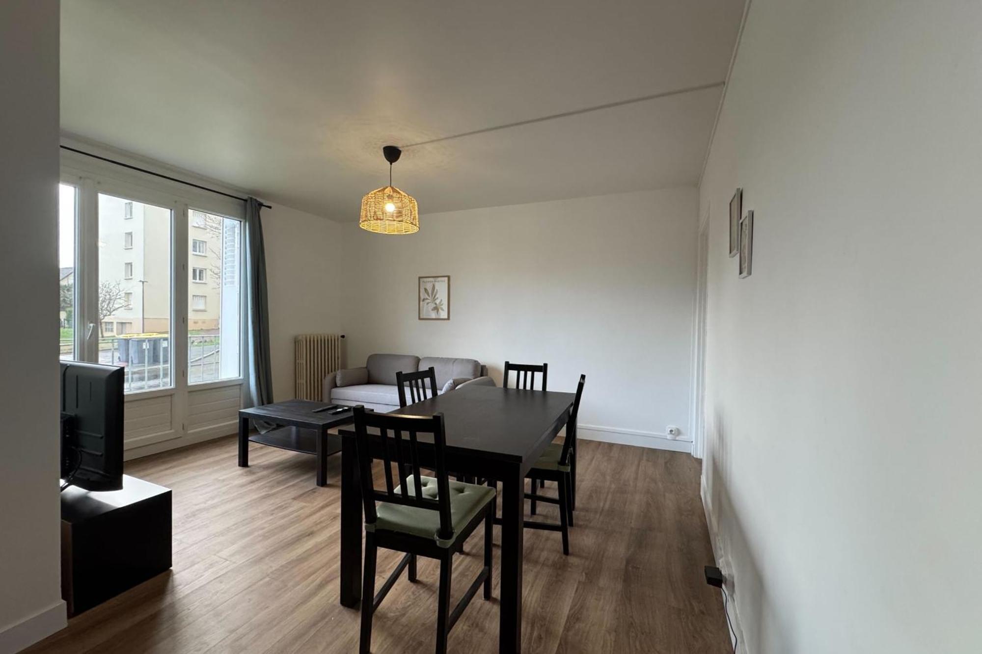 Apartment Beautiful T2 Near Castle